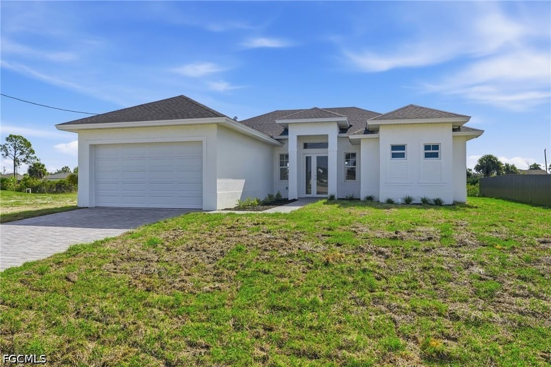 3425 NE 14th Place, Cape Coral, FL 33909 photo 2