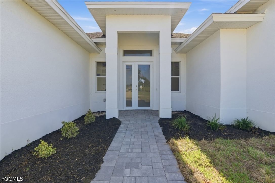 3425 NE 14th Place, Cape Coral, FL 33909 photo 3