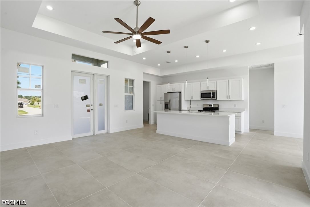 3425 NE 14th Place, Cape Coral, FL 33909 photo 4