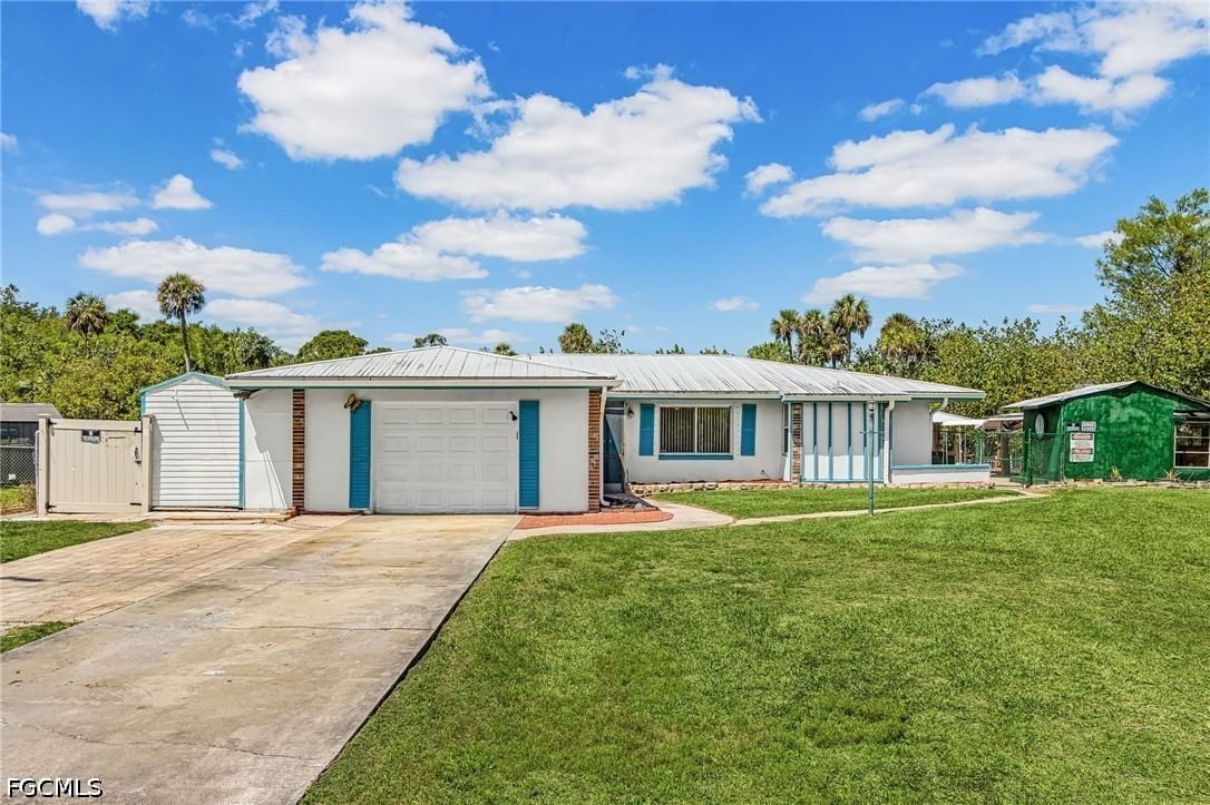 93 Glenmont Drive W, North Fort Myers, FL 33917 photo 2