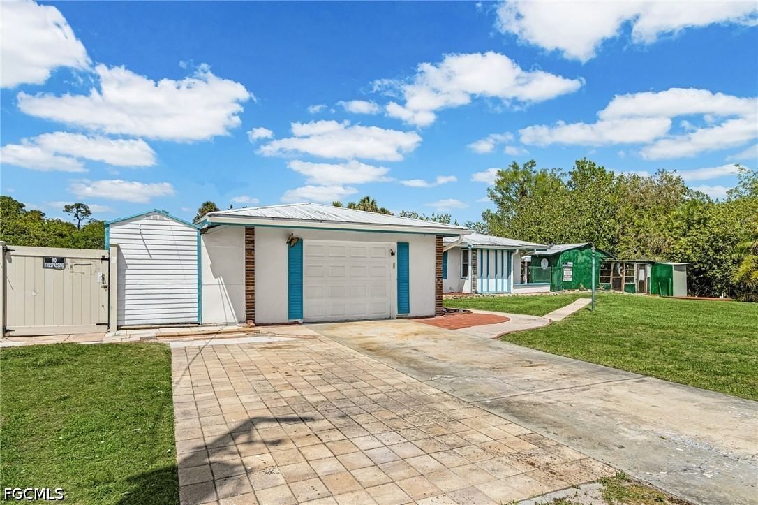 93 Glenmont Drive W, North Fort Myers, FL 33917 photo 3