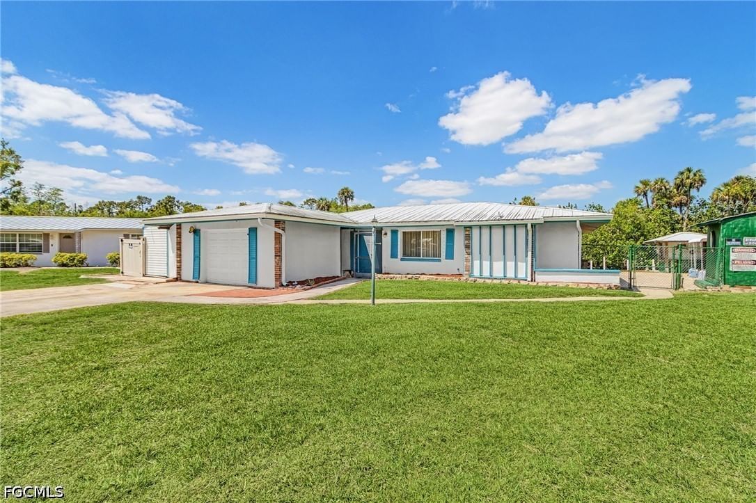 93 Glenmont Drive W, North Fort Myers, FL 33917 photo 4