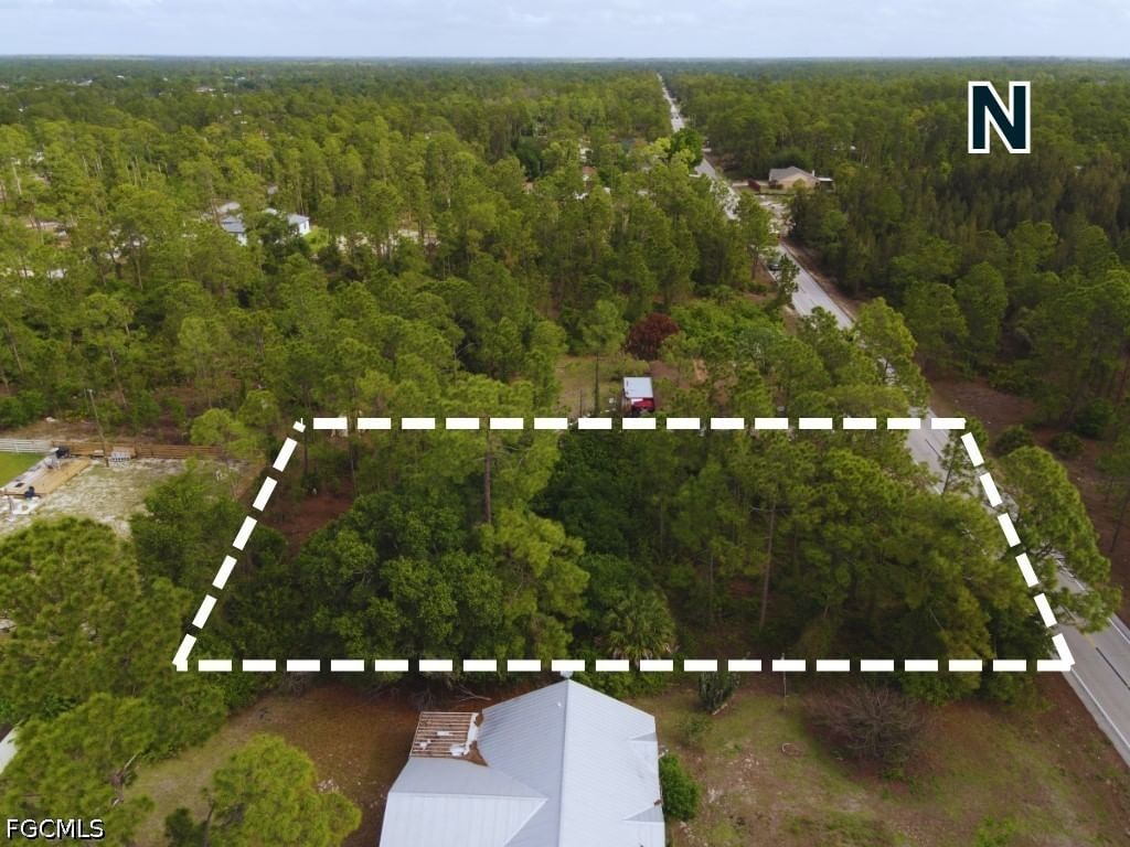 1105 Richmond Avenue N, Lehigh Acres, FL 33972 photo 3