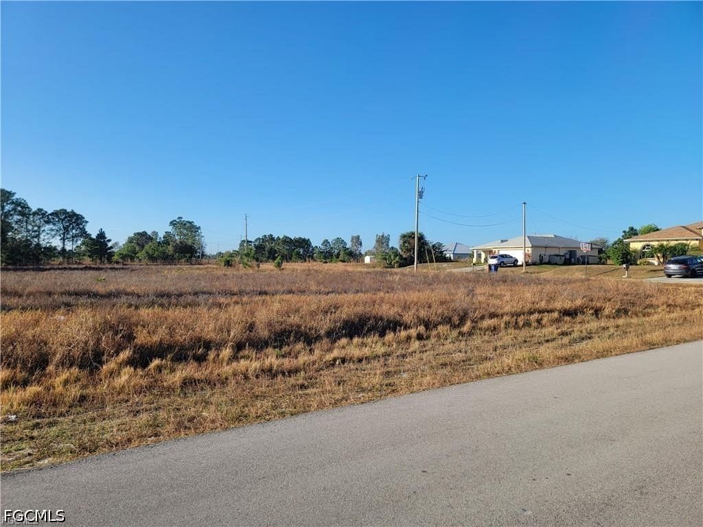 707 Frontenac Avenue S, Lehigh Acres, FL 33974 photo 3