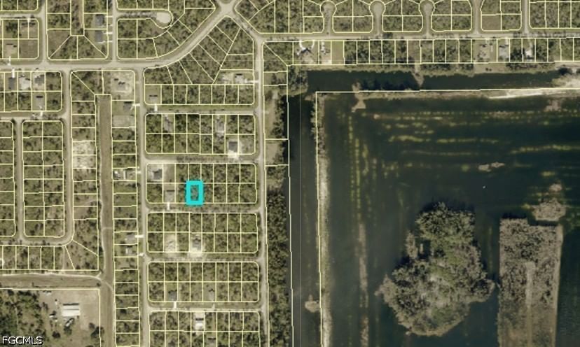 308 Rosanna Avenue, Lehigh Acres, FL 33972 photo 3