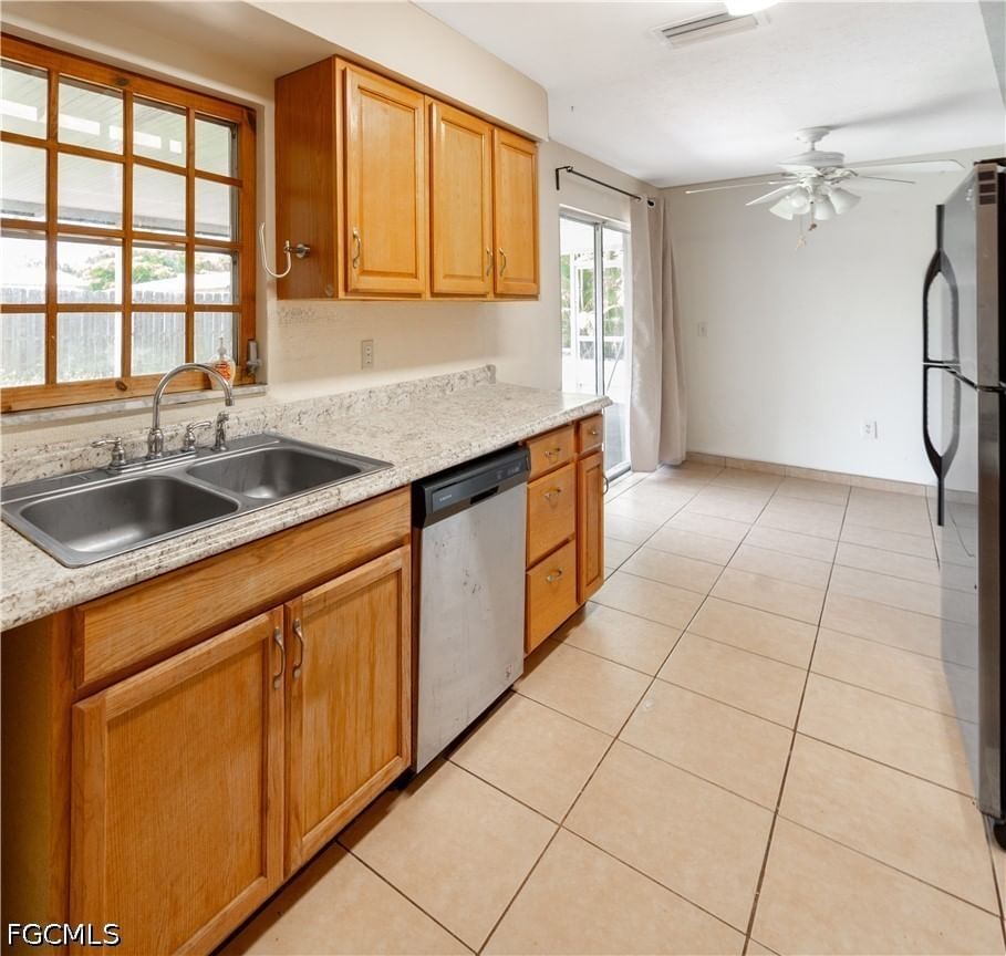 4848 Ipswitch Court, Fort Myers, FL 33907 photo 5