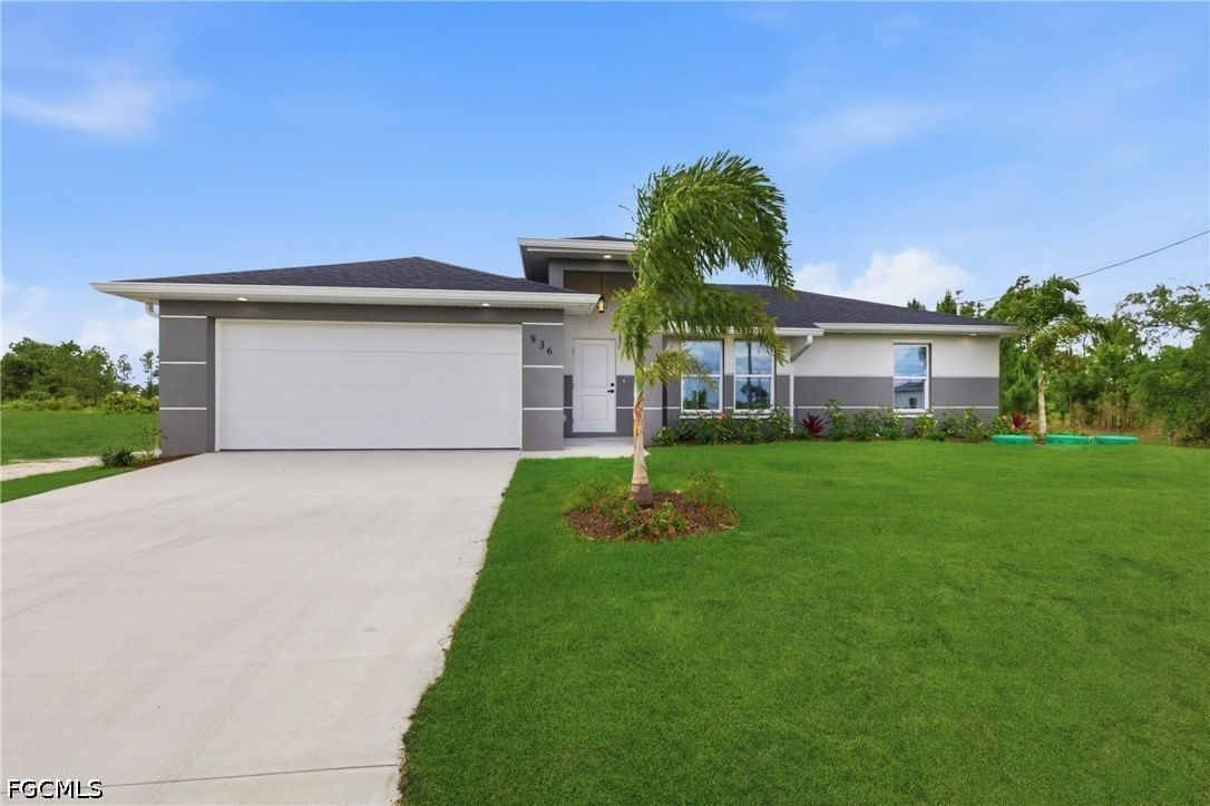 836 Newell Street E, Lehigh Acres, FL 33974 photo 4