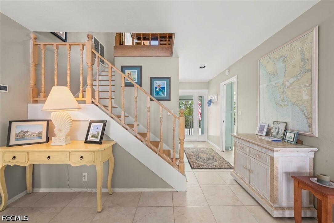 1406 Sanderling Circle, Sanibel, FL 33957 photo 2