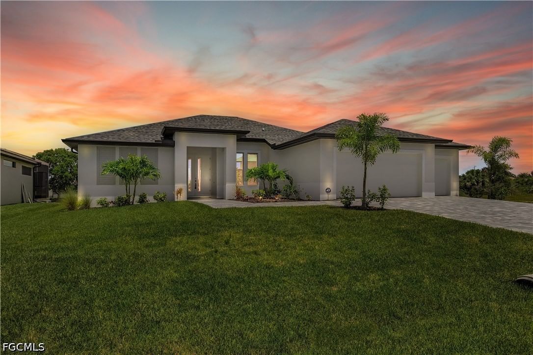 337 SW 31st Avenue, Cape Coral, FL 33991 photo 2