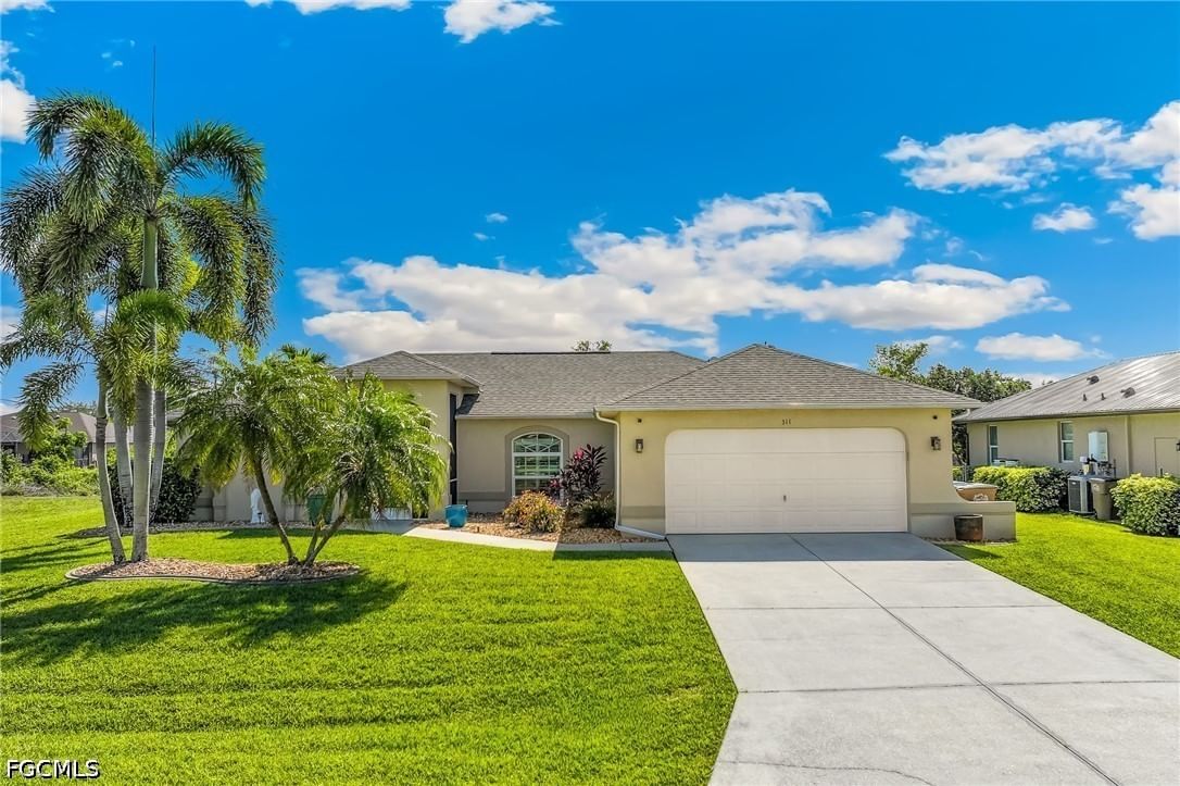 311 NE 17th Place, Cape Coral, FL 33909 photo 2