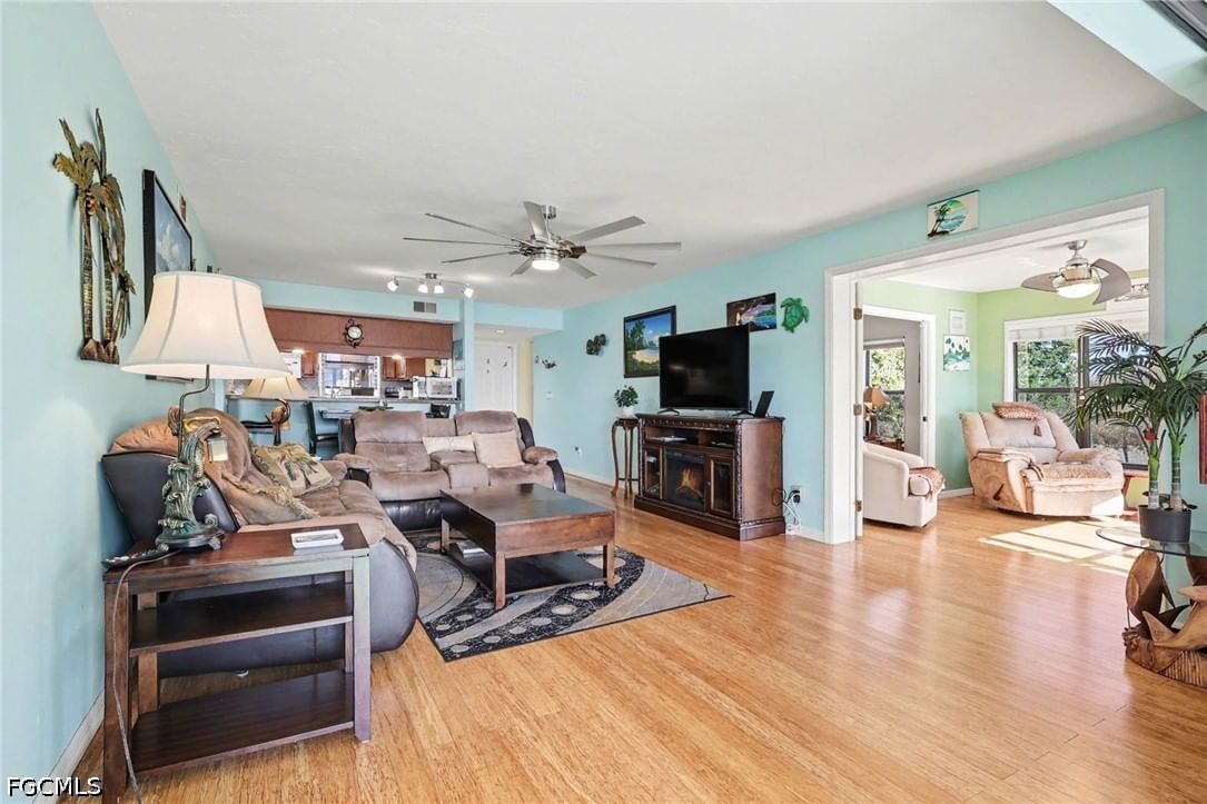 4703 SE 17th Place #205, Cape Coral, FL 33904 photo 3