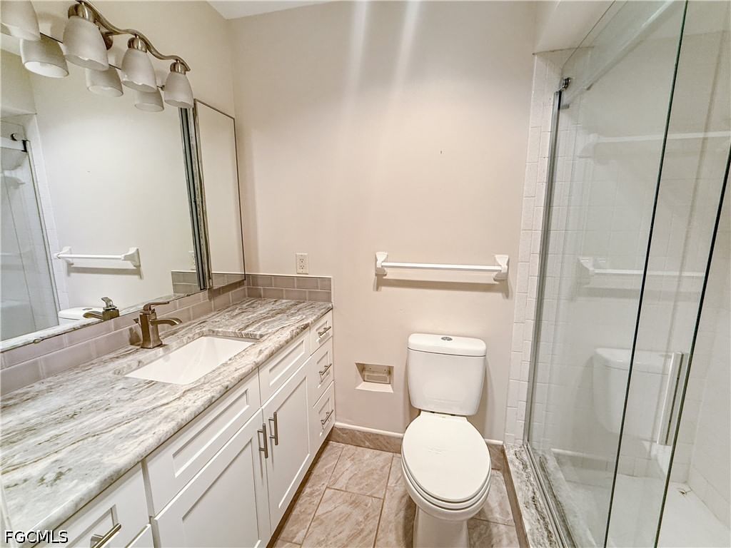 1398 Myerlee Country Club Boulevard, Fort Myers, FL 33919 photo 3