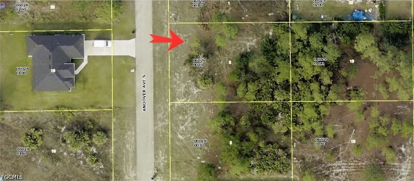 729 Andover Avenue S, Lehigh Acres, FL 33974 photo 4