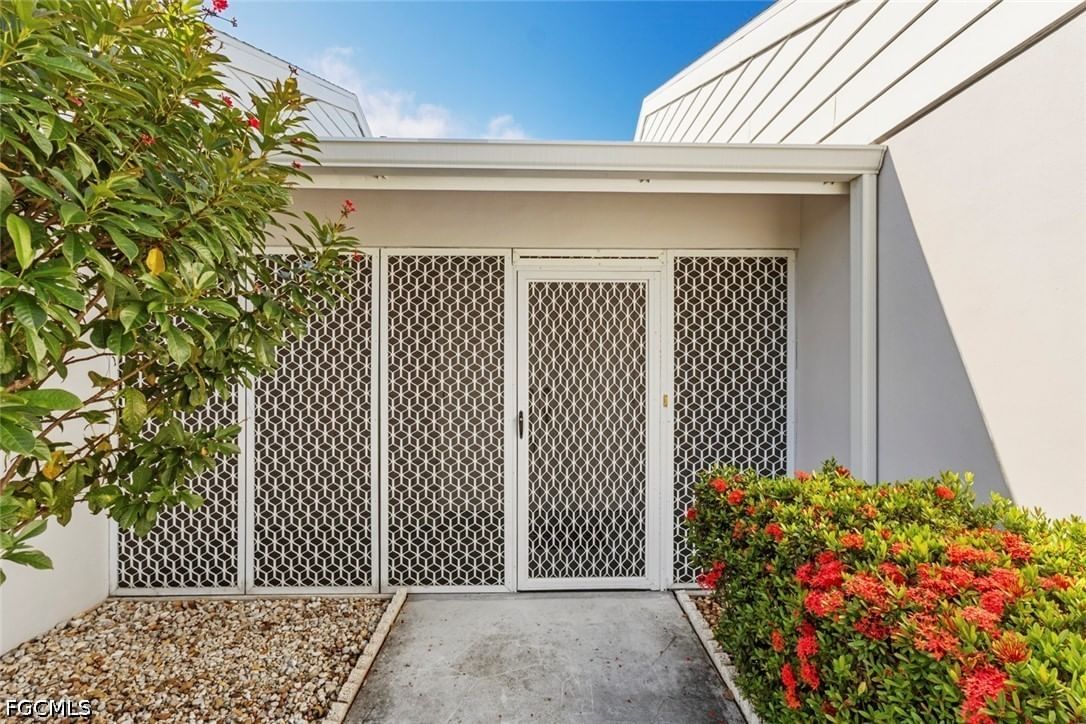 1010 NE 3rd Street, Cape Coral, FL 33909 photo 4