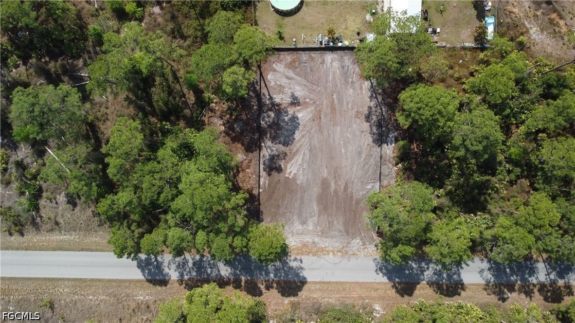 720 Lopez Street E, Lehigh Acres, FL 33974 photo 4