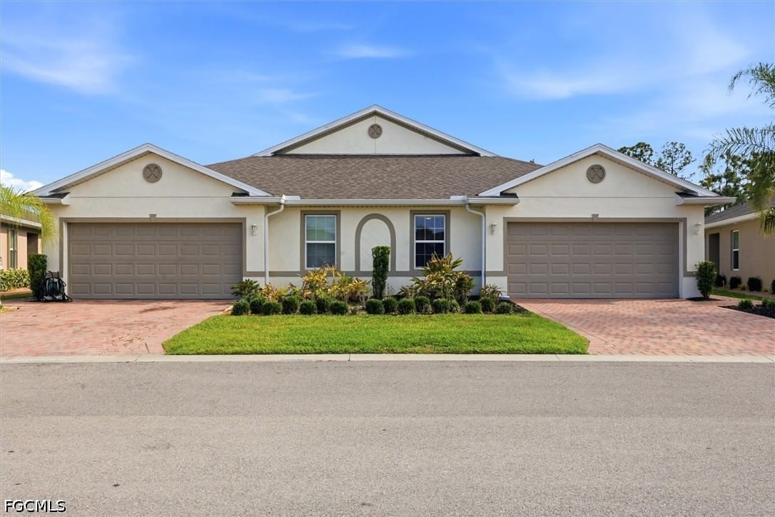 20579 Plumwood Loop, North Fort Myers, FL 33917 photo 2