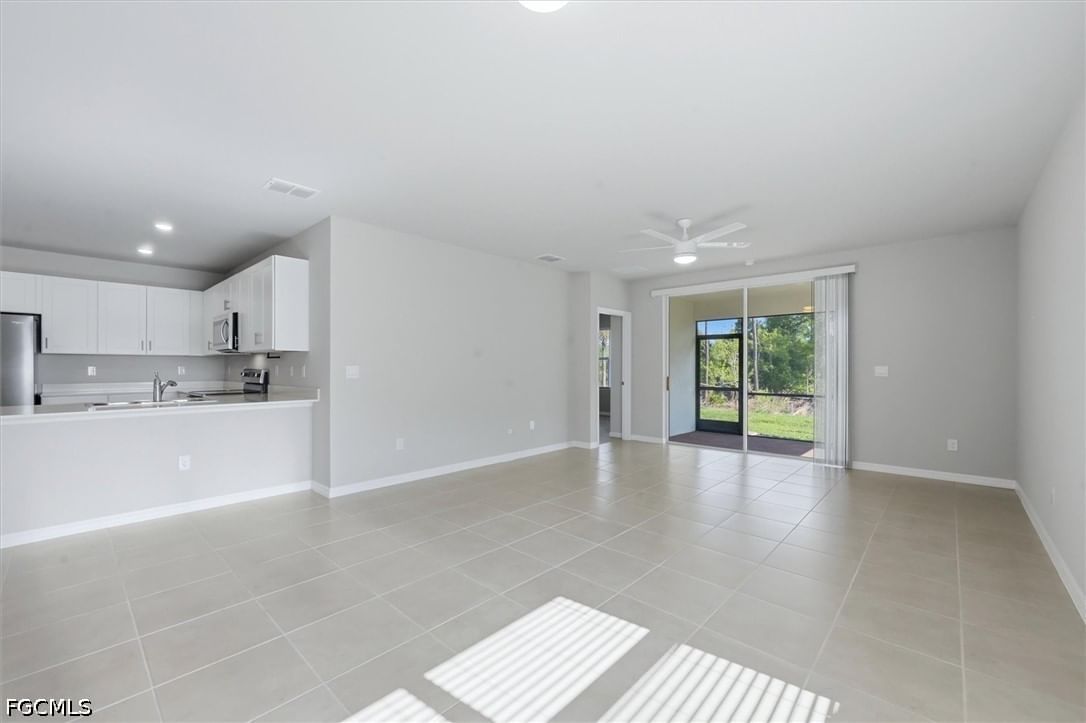20579 Plumwood Loop, North Fort Myers, FL 33917 photo 5
