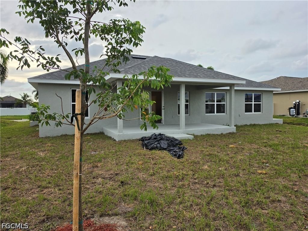 239 NW 25th Place, Cape Coral, FL 33993 photo 2