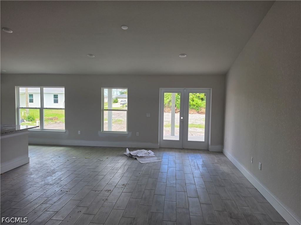 239 NW 25th Place, Cape Coral, FL 33993 photo 4
