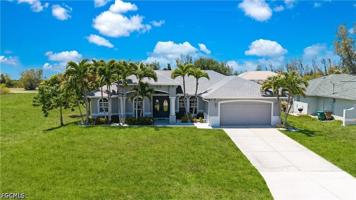 126 SW 39th Place, Cape Coral, FL 33991 photo 2