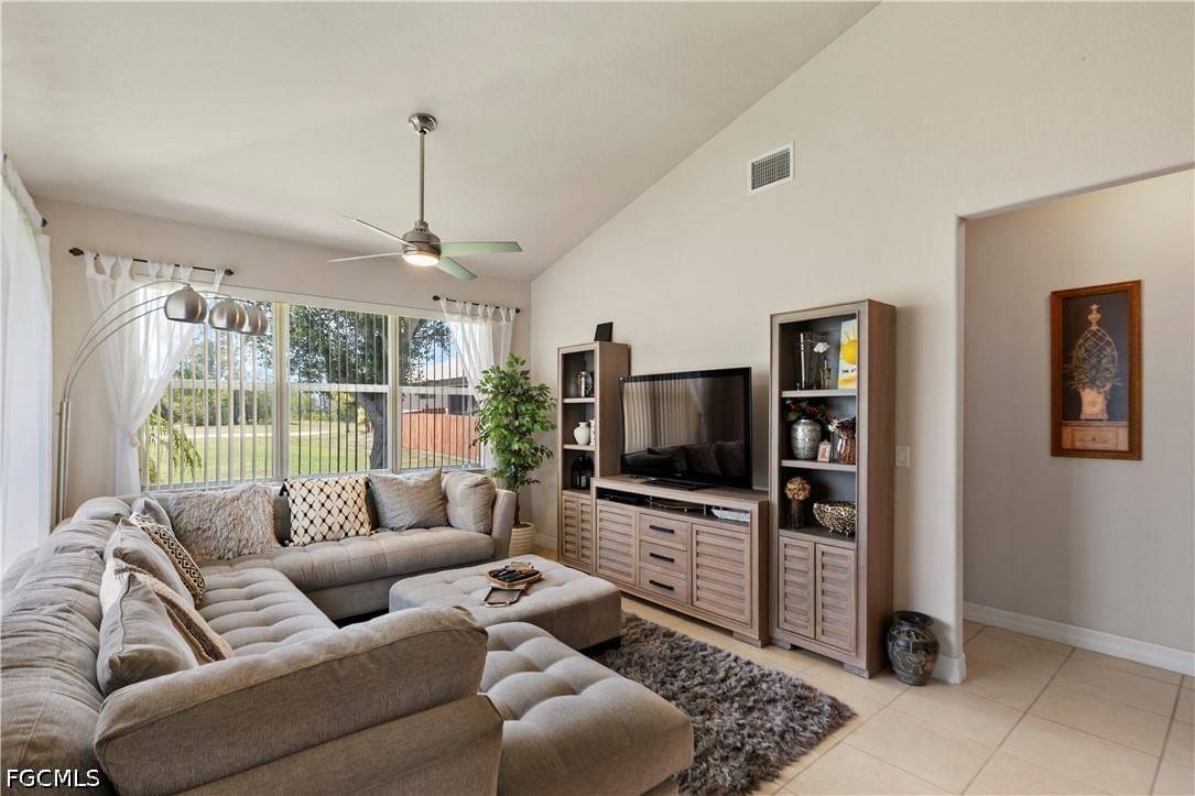 126 SW 39th Place, Cape Coral, FL 33991 photo 5