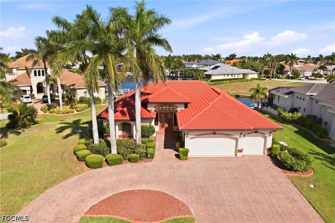 5072 Sorrento Court, Cape Coral, FL 33904