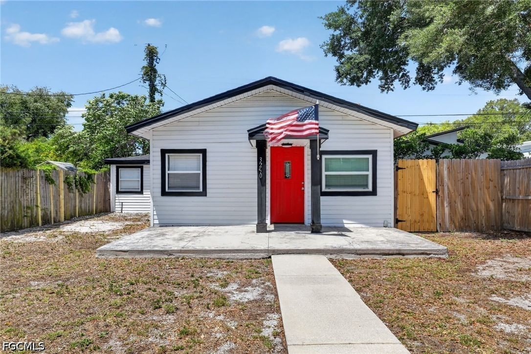 3250 Prescott Street N, St Petersburg, FL 33713 photo 2