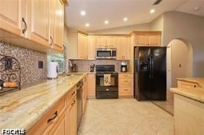140 SE 8th Street, Cape Coral, FL 33990 photo 5