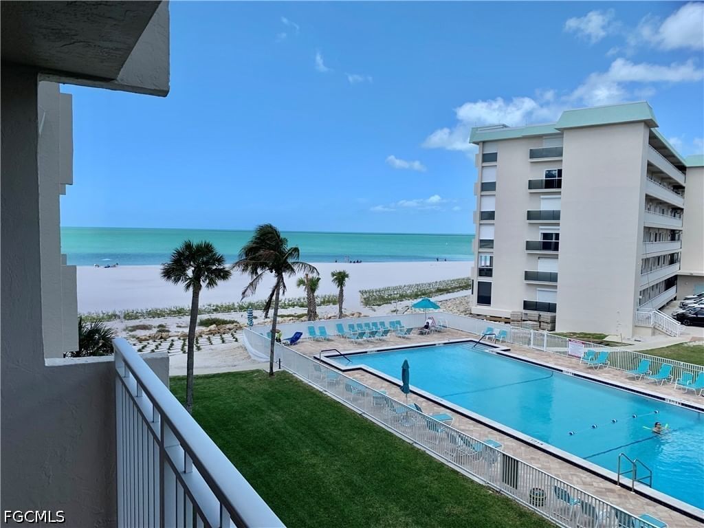 7400 Estero Boulevard #308, Fort Myers Beach, FL 33931 photo 2