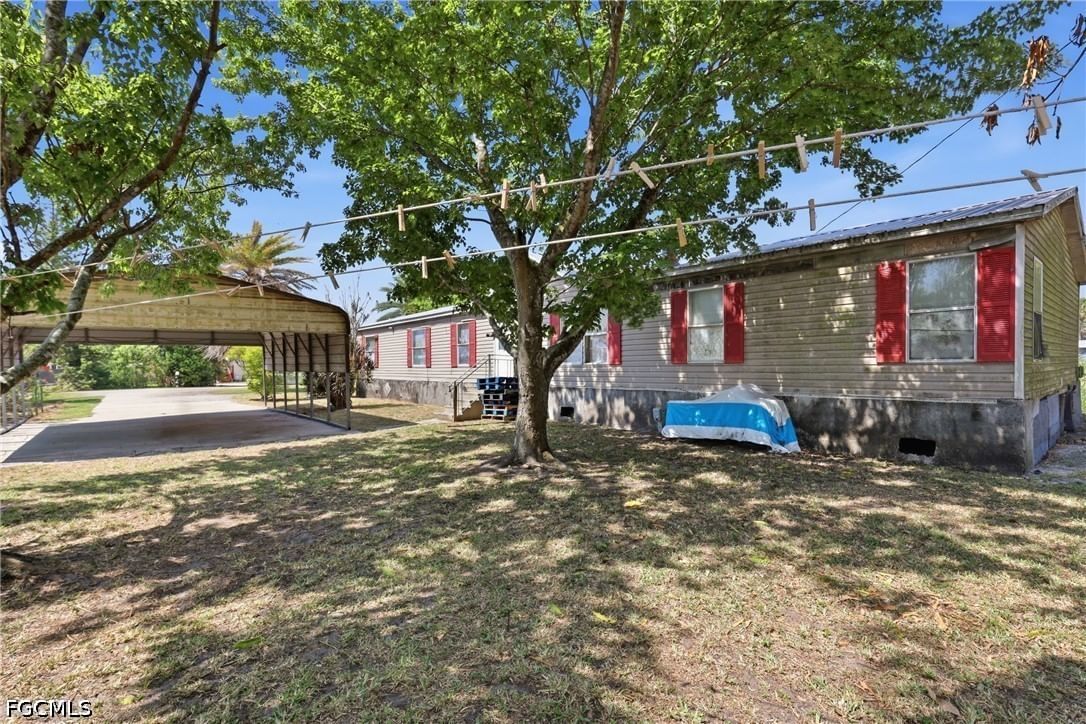 1031 Della Tobias Avenue, Clewiston, FL 33440 photo 5