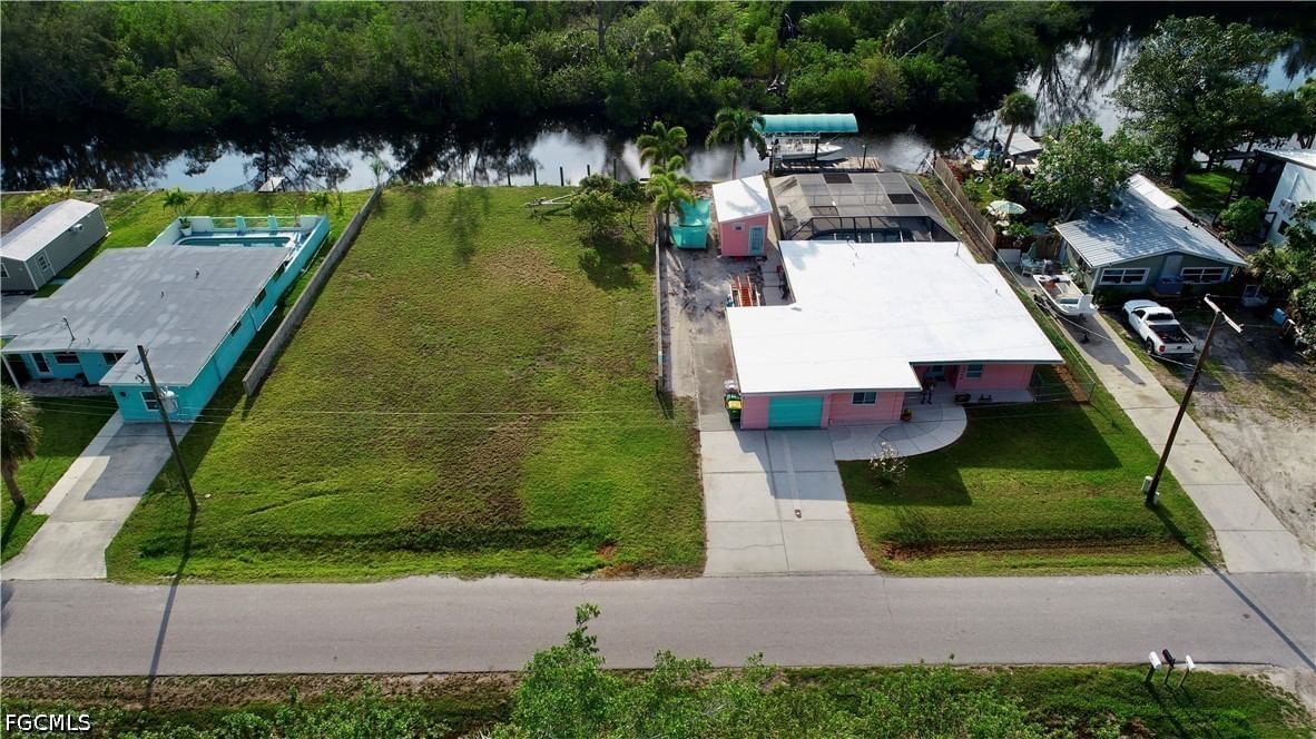 232 DARST Avenue, Punta Gorda, FL 33950 photo 4