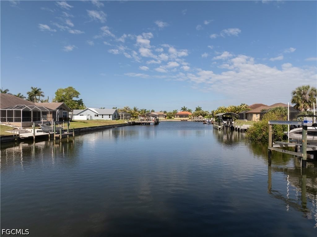4228 SW 23rd Place, Cape Coral, FL 33914 photo 4