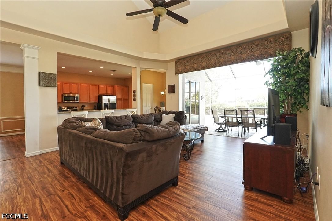 9116 Links Drive, Fort Myers, FL 33913 photo 4