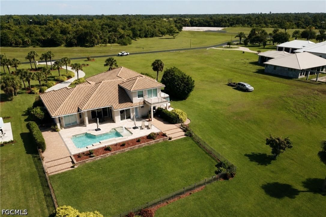 2504 Caloosa Shores Drive, Labelle, FL 33935 photo 4