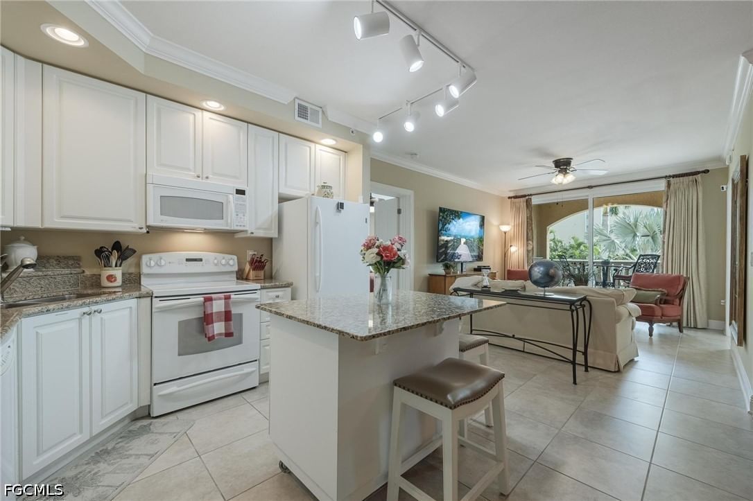 2825 Palm Beach Boulevard #214, Fort Myers, FL 33916 photo 5