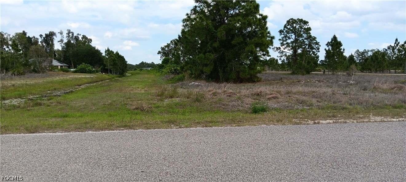 766 Ashley Road, Lehigh Acres, FL 33974 photo 5