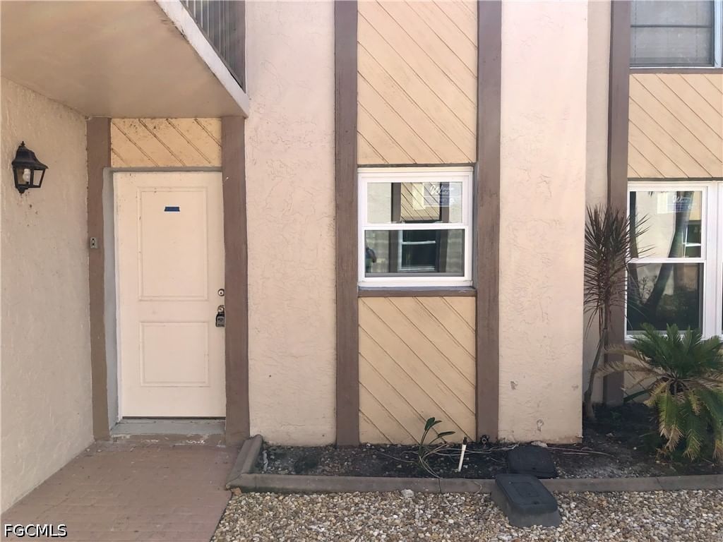 16881 Davis Road #214, Fort Myers, FL 33908 photo 3