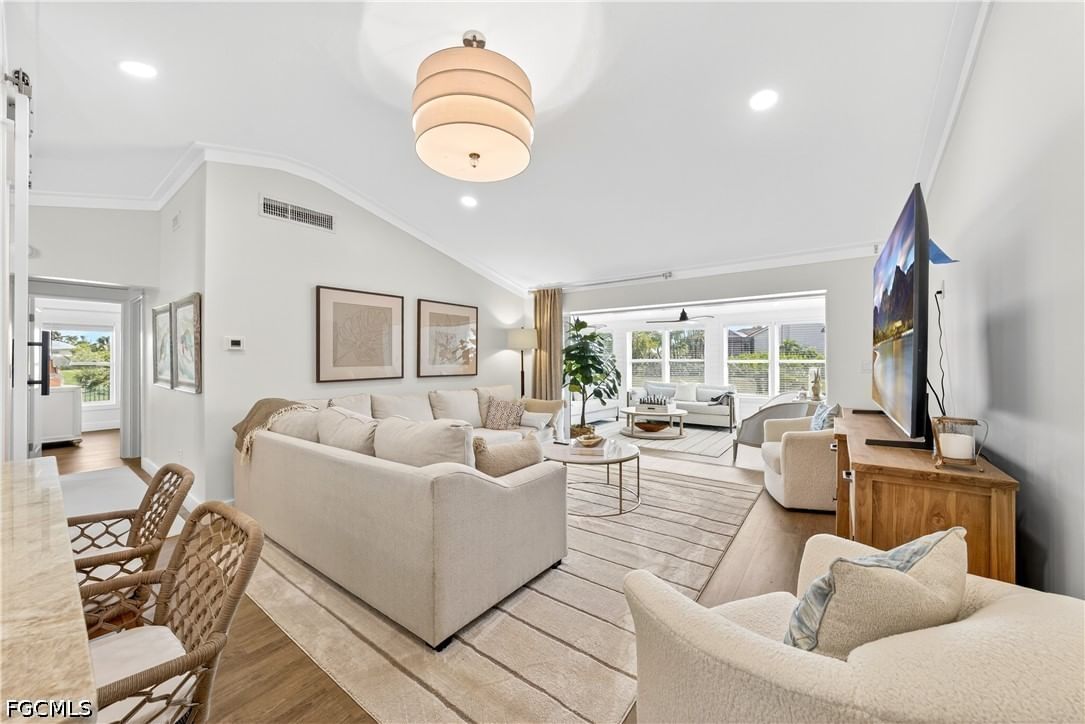 1251 Par View Drive, Sanibel, FL 33957 photo 3
