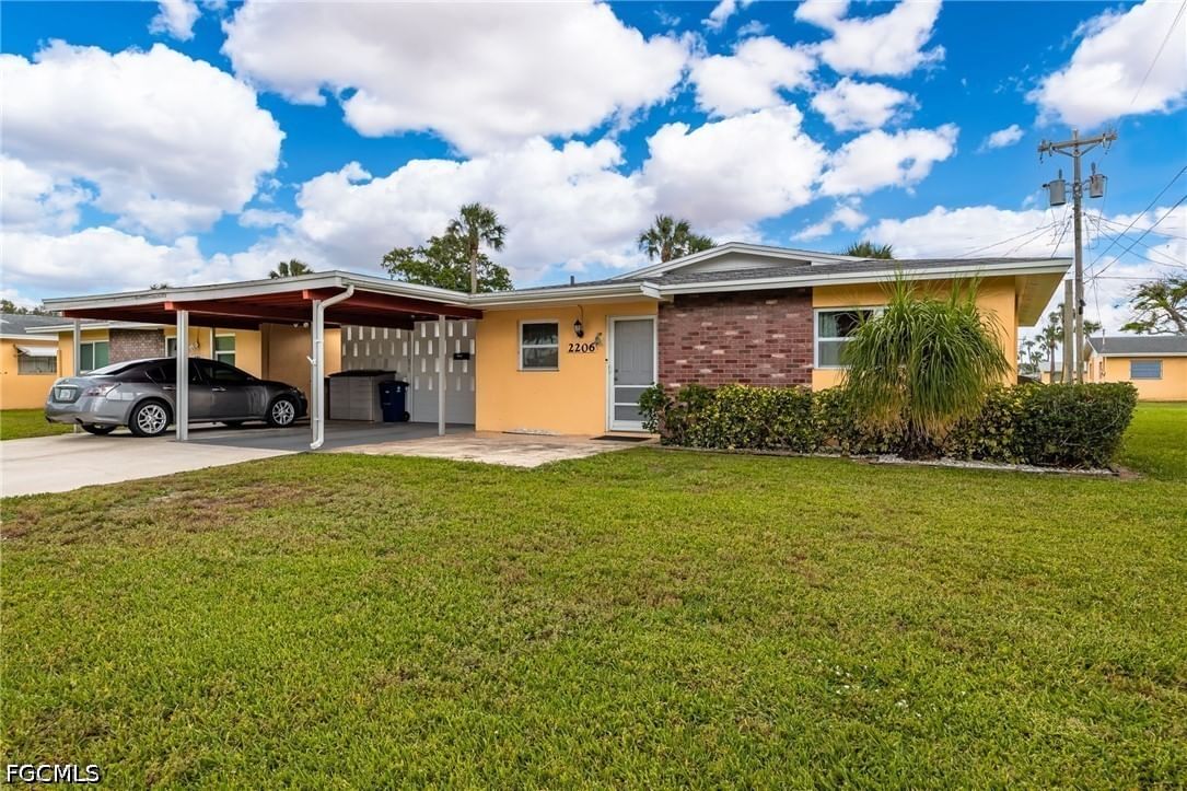 2206 E 6th Street, Lehigh Acres, FL 33936 photo 2