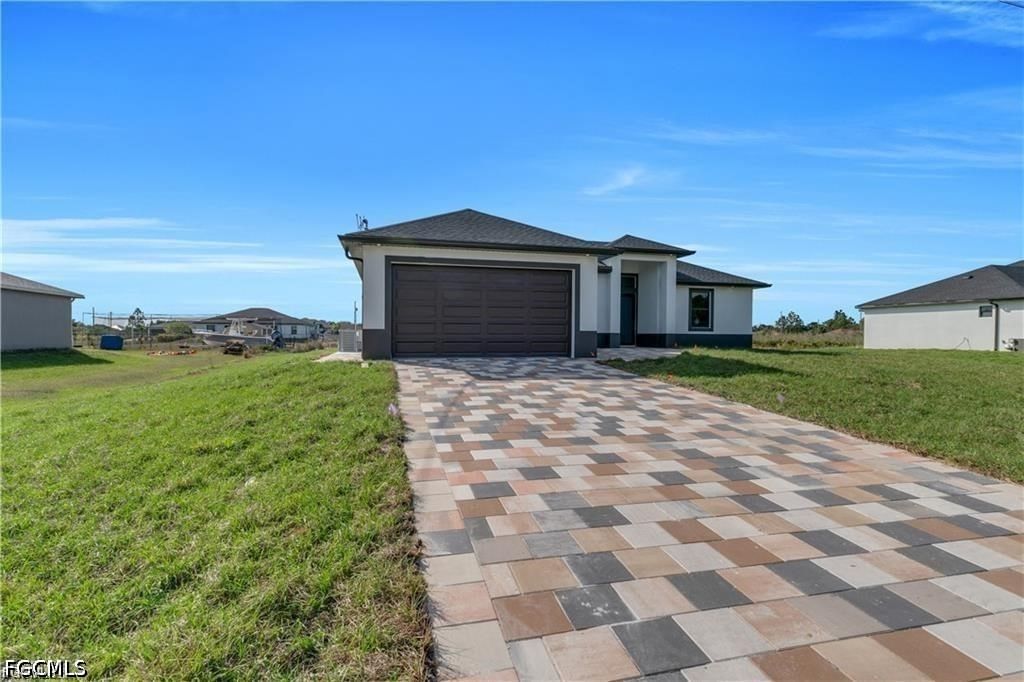 4628 Anita Avenue N, Lehigh Acres, FL 33971 photo 2