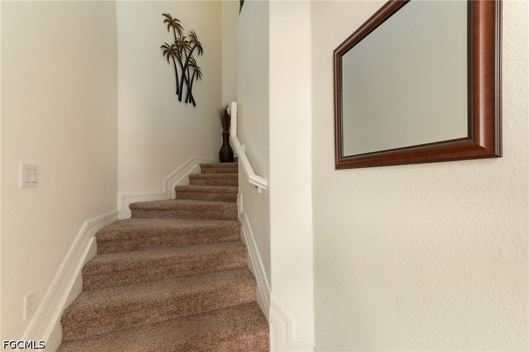6011 Jonathans Bay Circle #402, Fort Myers, FL 33908 photo 2