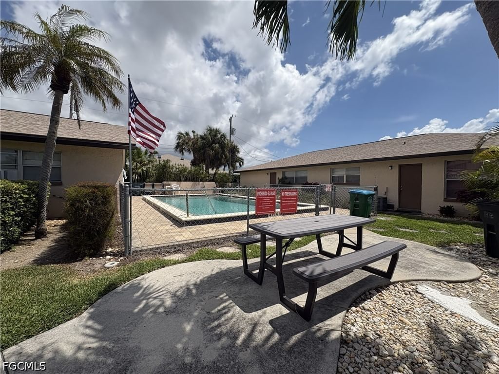 619 SE 47th Street #5, Cape Coral, FL 33904 photo 5