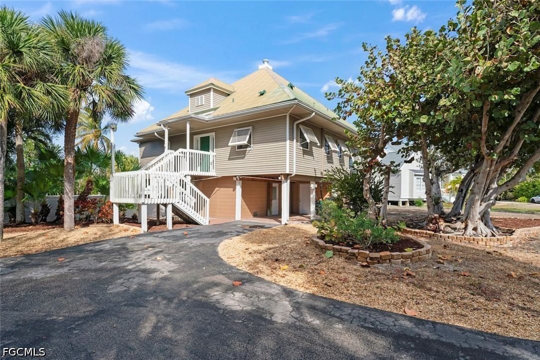1410 Sand Castle Road, Sanibel, FL 33957 photo 3