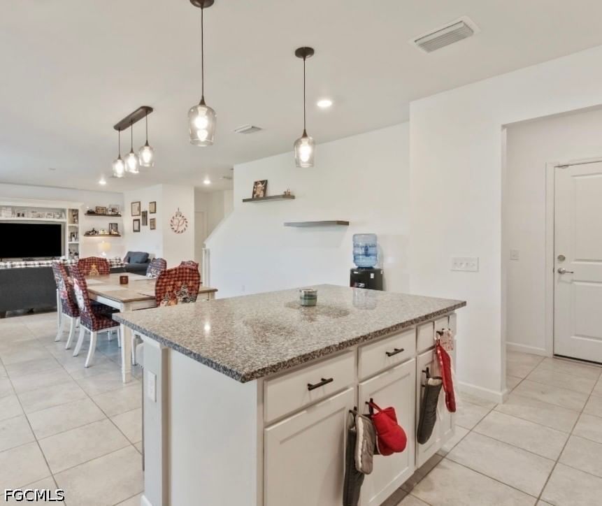 10804 Firebush Circle, North Fort Myers, FL 33917 photo 4