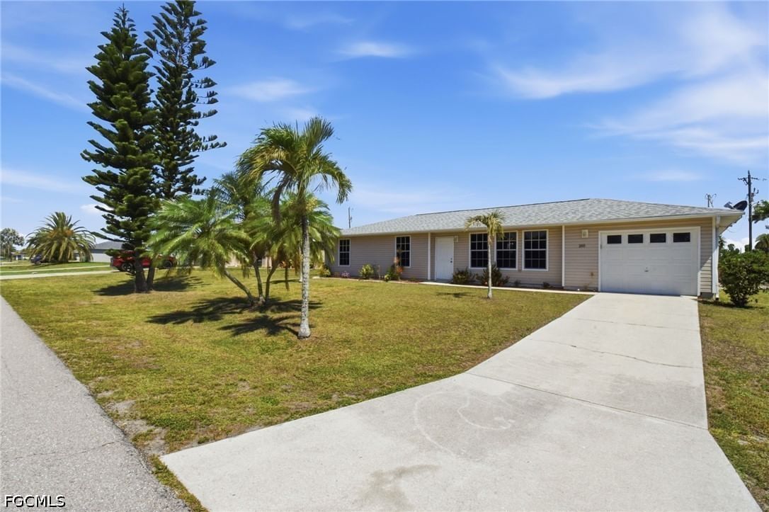2111 NE 25th Street, Cape Coral, FL 33909 photo 2