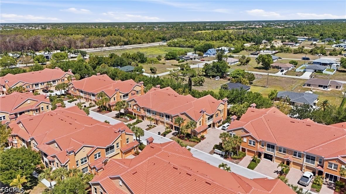 1794 Concordia Lake Circle #2607, Cape Coral, FL 33909 photo 3