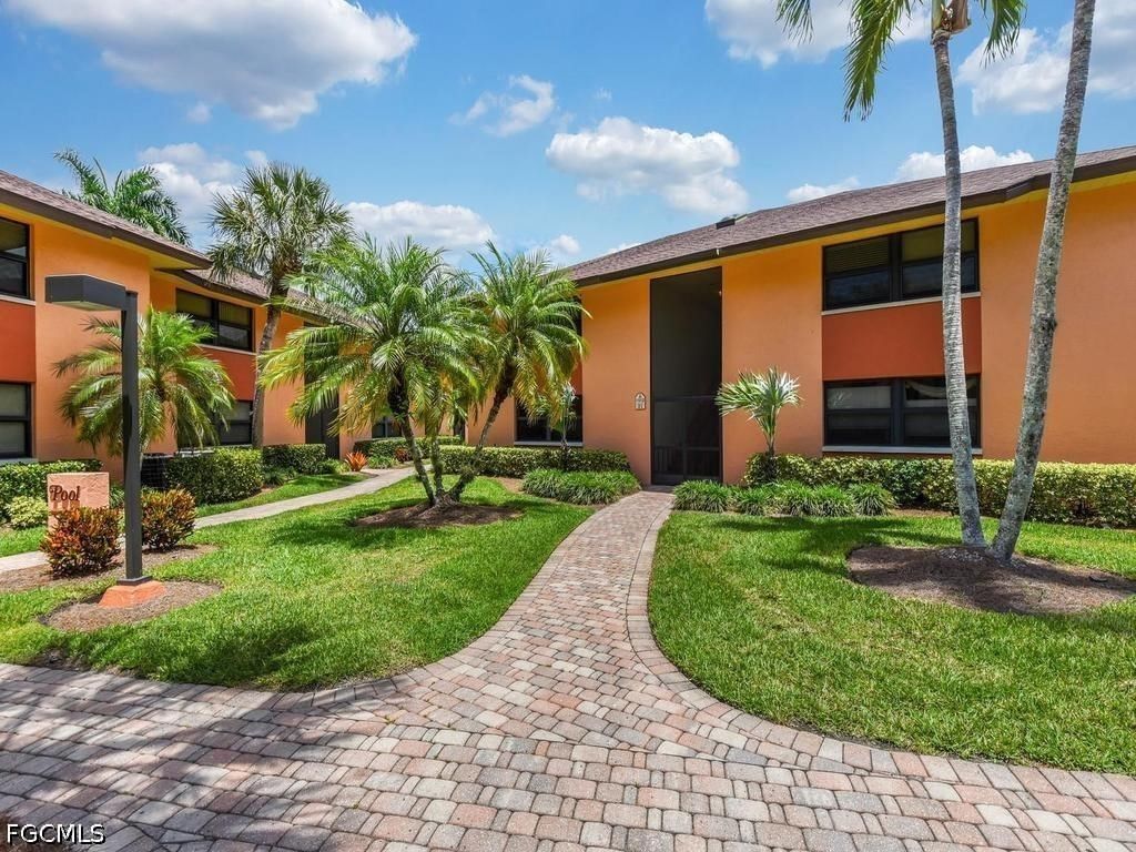 1512 Mainsail Drive #10, Naples, FL 34114 photo 2
