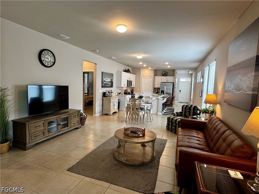 882 Friendship Circle, Labelle, FL 33935 photo 3