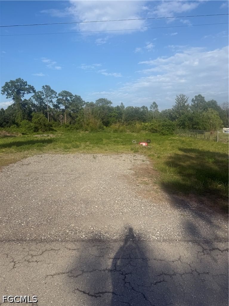 322 Wellington Avenue, Lehigh Acres, FL 33936 photo 2