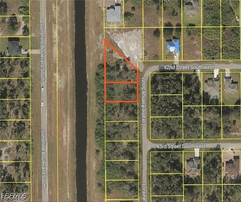 4200 Loraine Avenue S, Lehigh Acres, FL 33976 photo 3